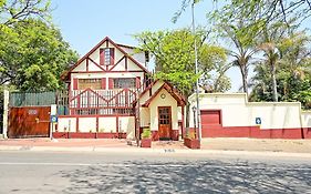 Tudor Lodge Guest House